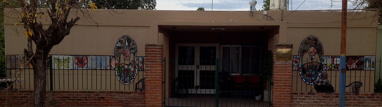 Hogar de Ancianos Dardo Rocha.jpg Saint-Gobain Argentina S.A.